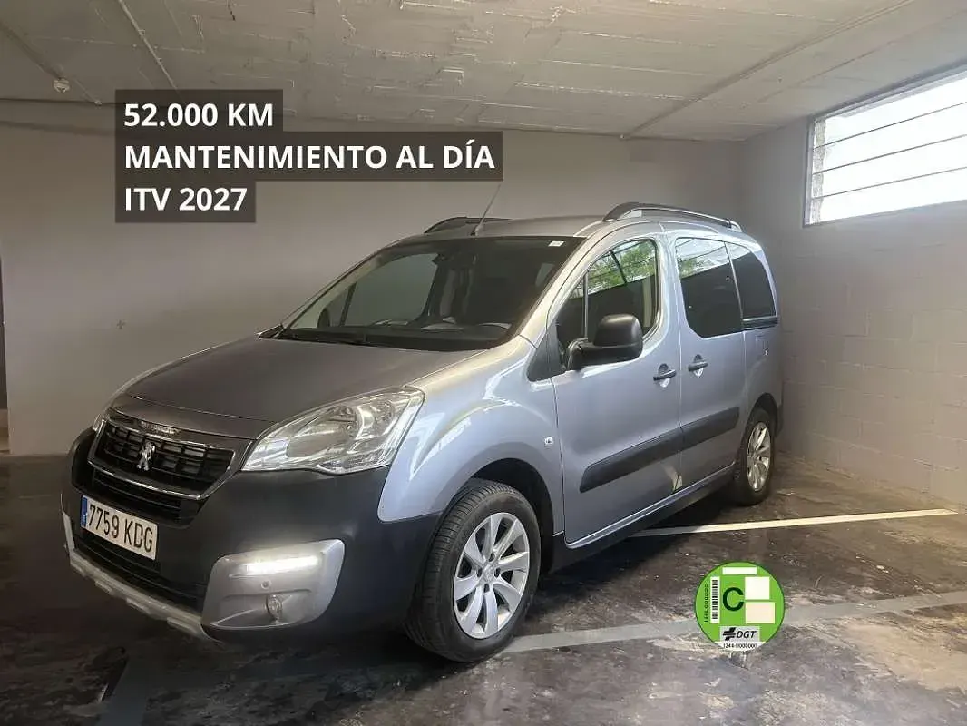 Usado Peugeot TePee Active 99 CV (72 kW) 2017 Gris Van