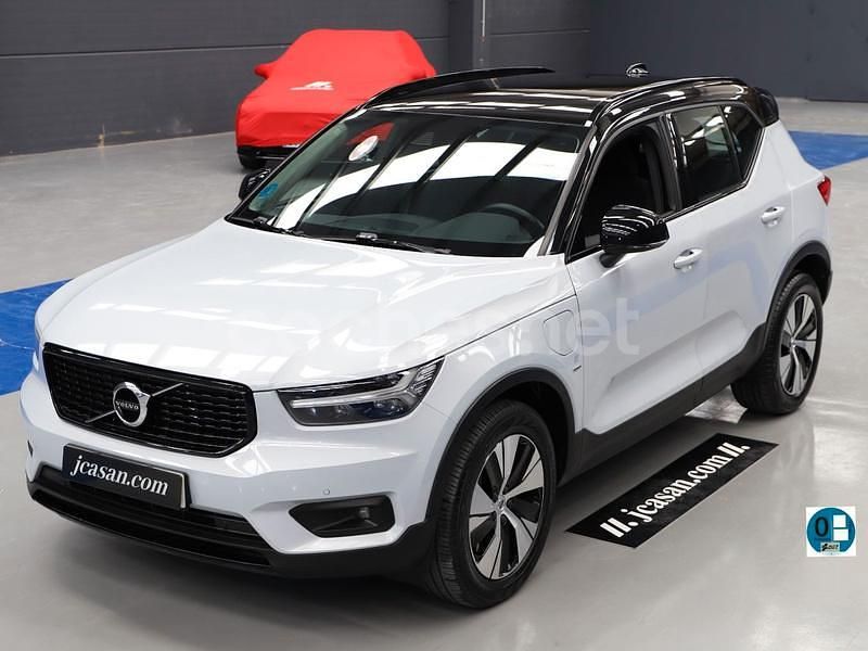 Blanco Usado 2021 Volvo XC40 R-Design SUV | 27.560 € (Precio justo) - Imagen 1/4