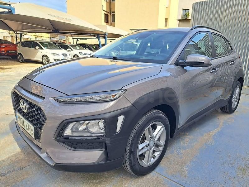 Usado Hyundai Kona 120 CV (88 kW) 2018 Gris / plata SUV