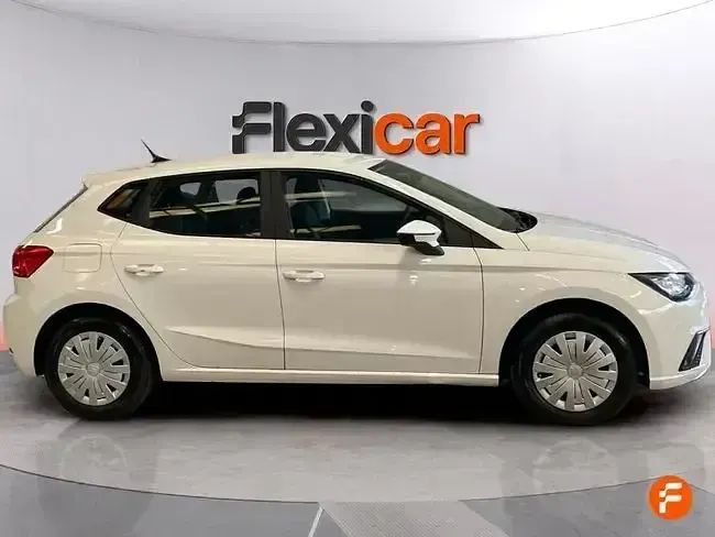 Usado Seat Ibiza Reference 80 CV (58 kW) 2022 Blanco Utilitario