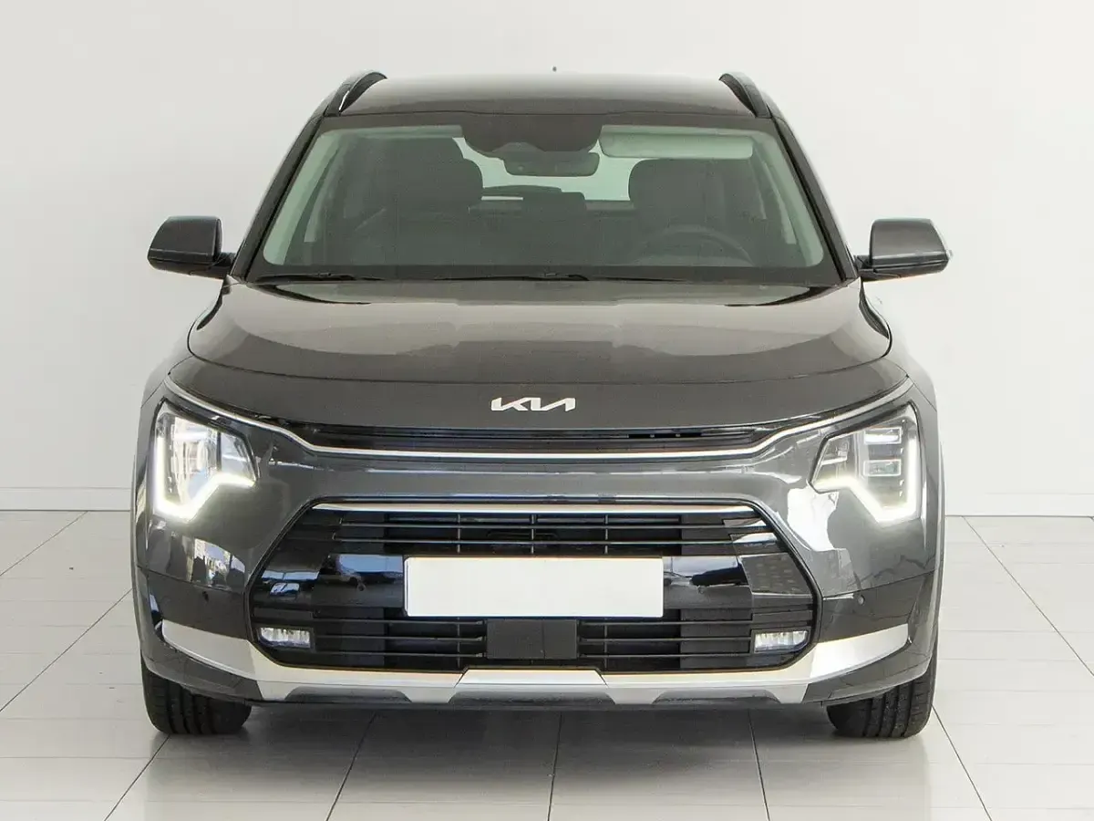 Usado Kia Niro 183 CV (134 kW) 2023 Gris SUV
