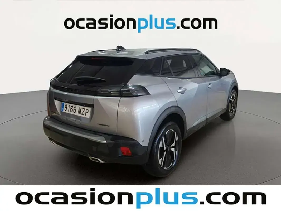 Usado Peugeot 2008 Allure 145 CV (106 kW) 2025 Gris SUV