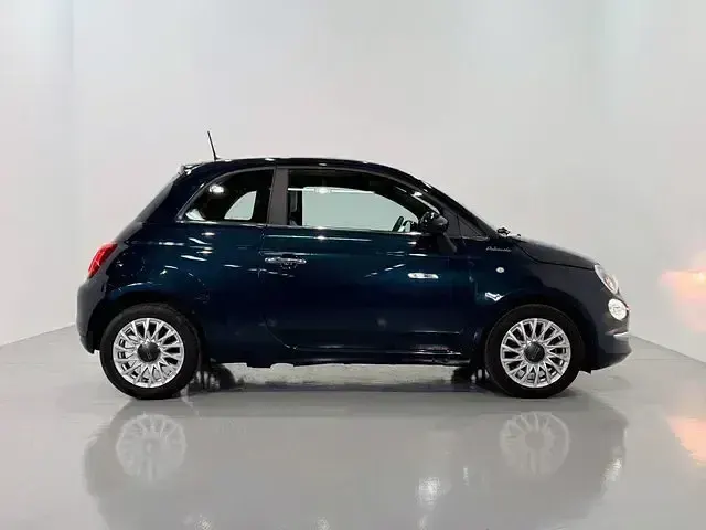 Usado Fiat 500 Dolcevita 71 CV (52 kW) 2021 Azul Utilitario