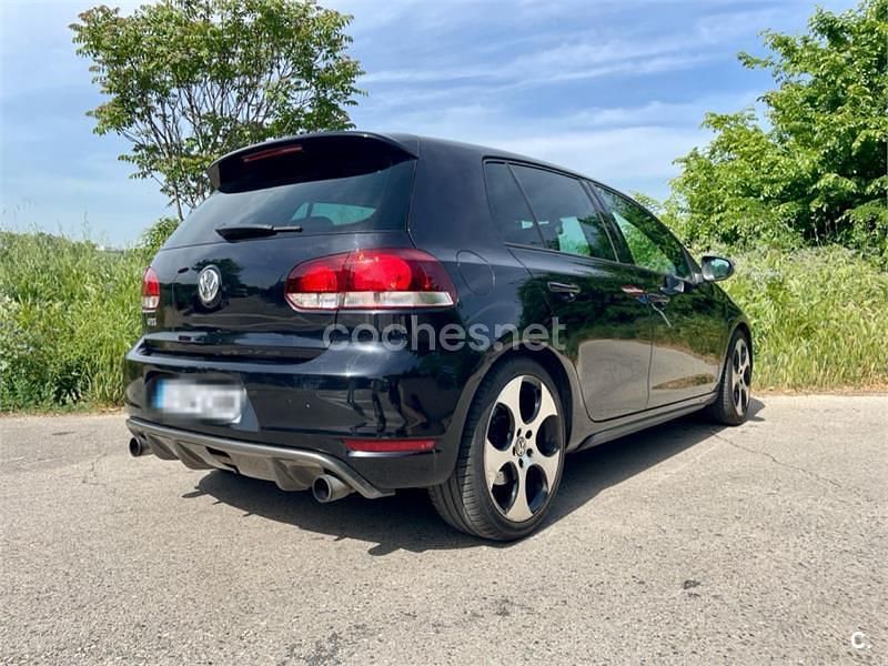 Usado VW Golf VI GTI 210 CV (154 kW) 2009 Negro Utilitario