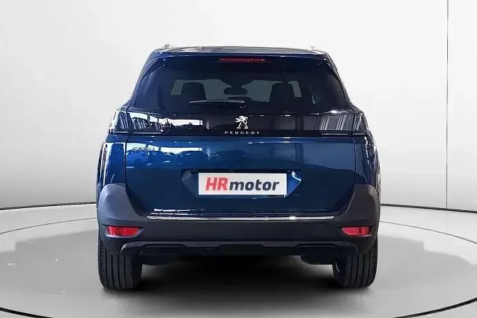 Usado Peugeot 5008 Allure 132 CV (97 kW) 2024 Azul SUV