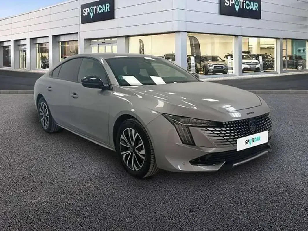 Usado Peugeot 508 Allure 131 CV (96 kW) 2024 Gris Berlina