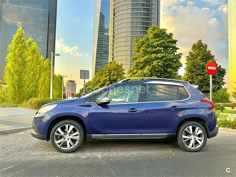 Azul Usado 2014 Peugeot 2008 Allure SUV | 8900 € (Precio justo) - Imagen 1/4
