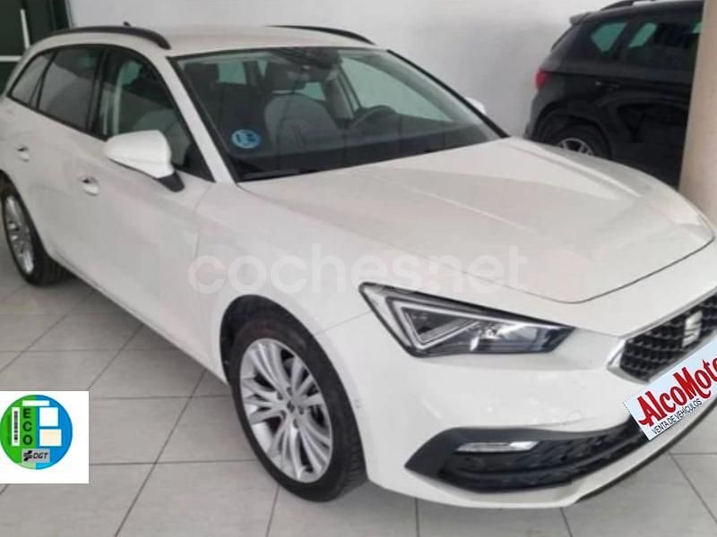 Blanco Usado 2024 Seat Leon Style Familiar | 24.900 € (Precio justo) - Imagen 1/4
