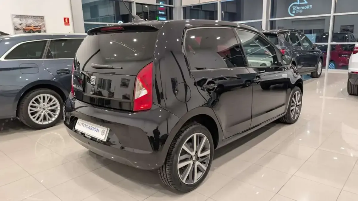 Usado Seat Mii Electric 61 kW (83 CV) 2020 Negro Utilitario