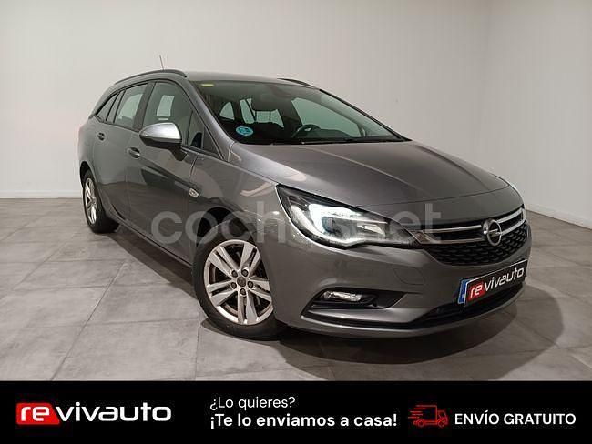 Usado Opel Astra Selective 136 CV (100 kW) 2018 Gris / plata Familiar