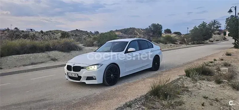 Usado BMW 320 Gran Turismo 184 CV (135 kW) 2013 Blanco Coupe