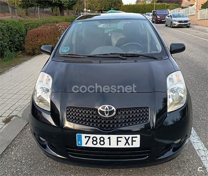 Negro Usado 2007 Toyota Yaris Sol Berlina | 5200 € (Precio justo) - Imagen 1/4