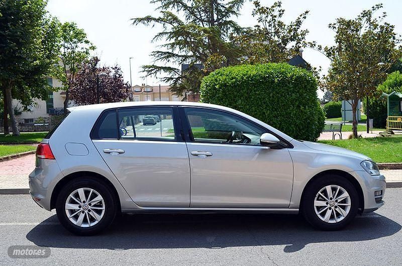 Usado VW Golf VII Edition 105 CV (77 kW) 2014 Gris