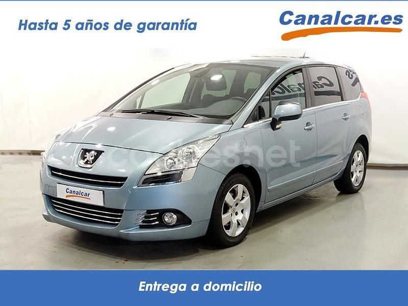 Usado Peugeot 5008 Active 112 CV (82 kW) 2012 Azul Monovolumen
