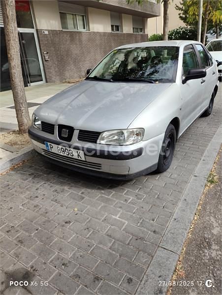 Gris / plata Usado 2000 Seat Cordoba Stella Berlina | 1200 € (Super precio) - Imagen 1/4