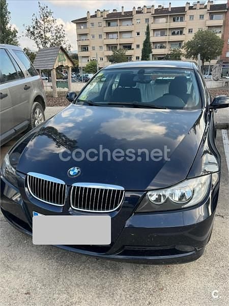Usado BMW 325 218 HP (160 kW) 2005 Azul Sedan
