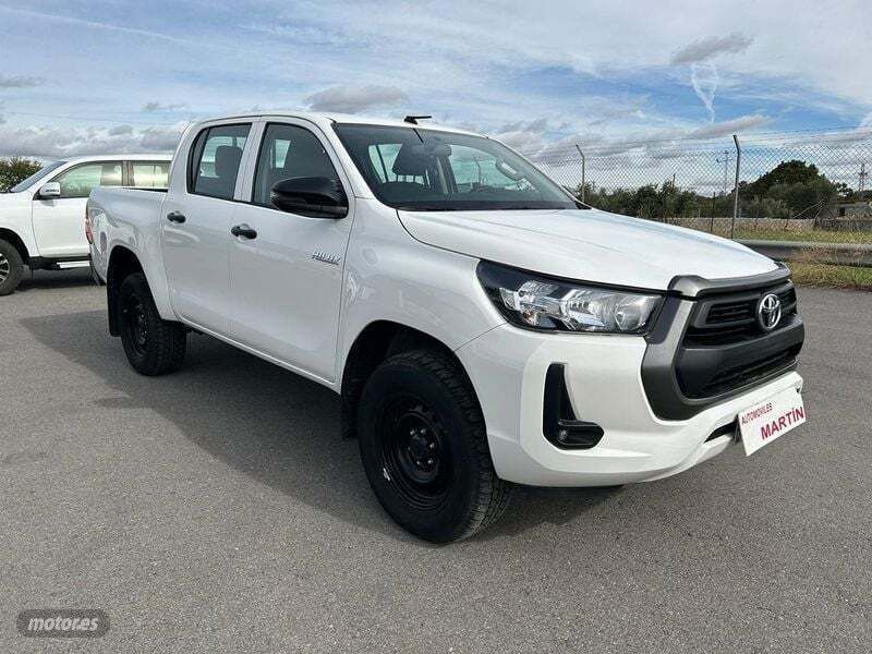 Blanco Usado 2022 Toyota HiLux Recogida | 28.500 € (Super precio) - Imagen 1/4