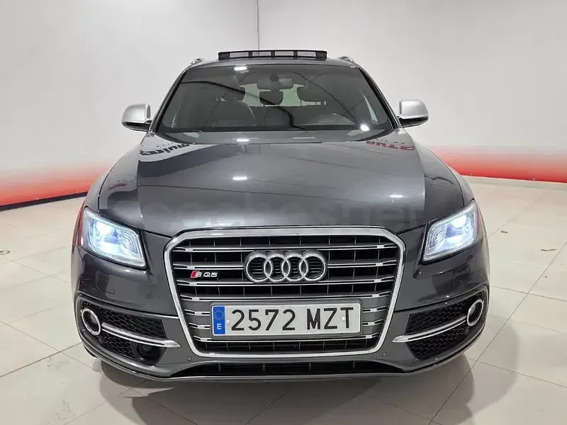 Usado Audi SQ5 Competition 326 CV (239 kW) 2016 Gris / plata SUV