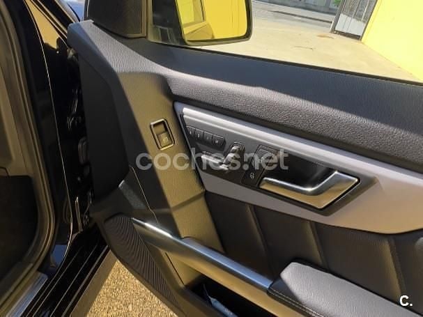 Usado Mercedes GLK250 204 CV (150 kW) 2012 Negro SUV