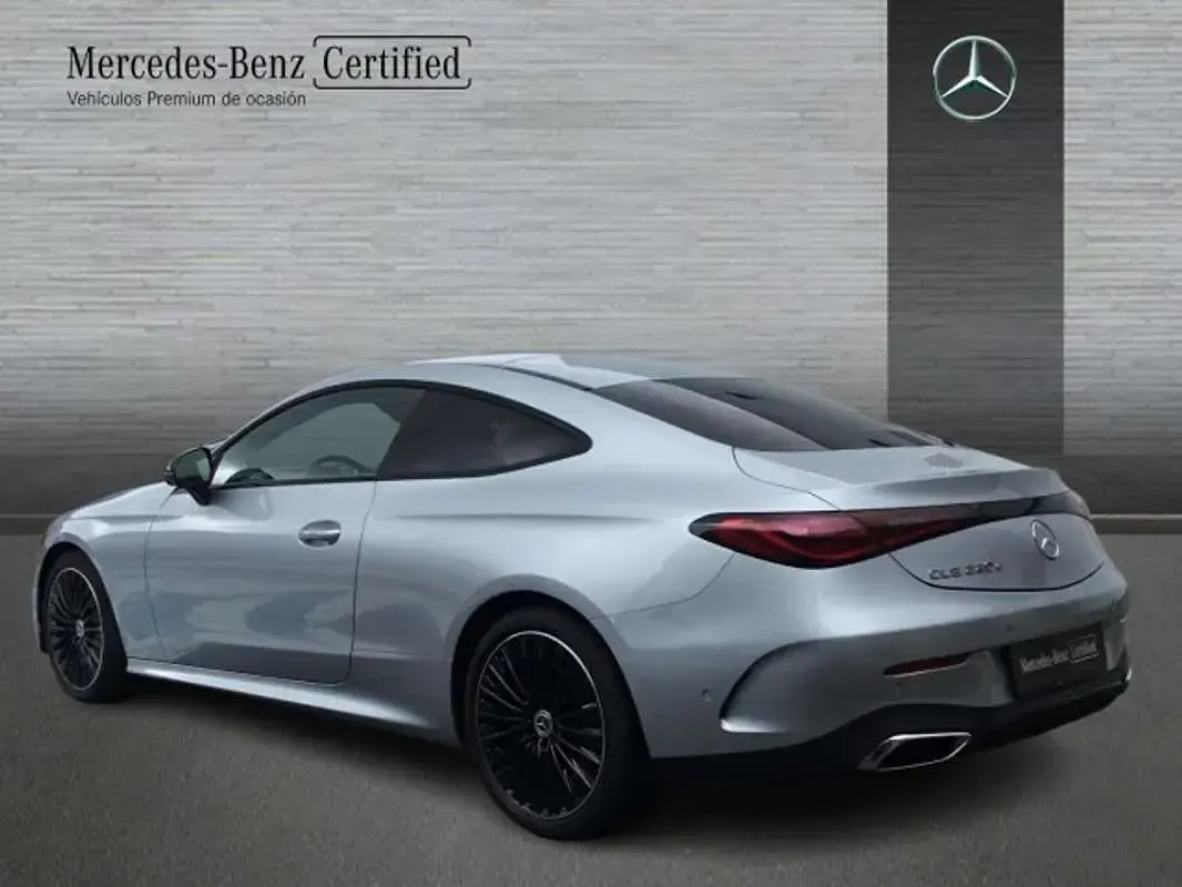 Usado Mercedes CLE220 197 CV (144 kW) 2025 Plateado Coupe