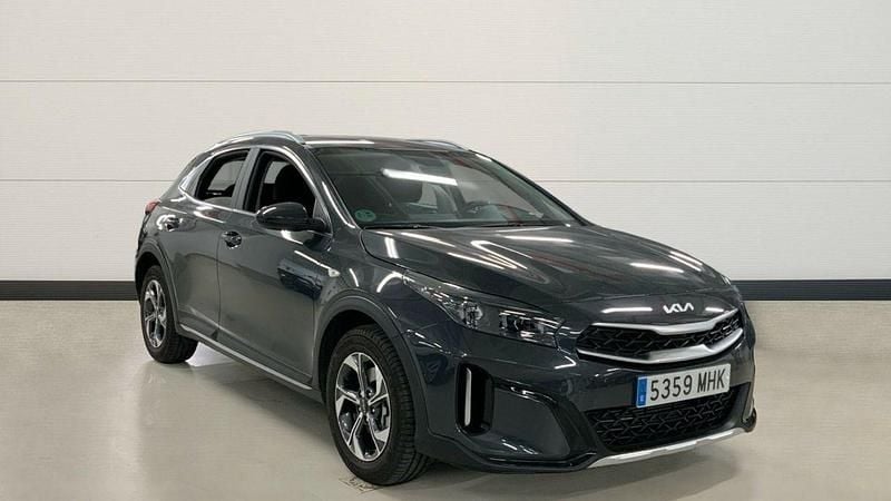 Gris Usado 2023 Kia XCeed SUV | 23.300 € (Un poco caro) - Imagen 1/1