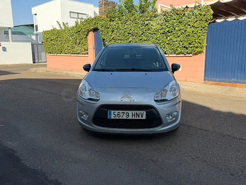 Usado Citroën C3 Tonic 68 CV (50 kW) 2013 Gris / plata Berlina