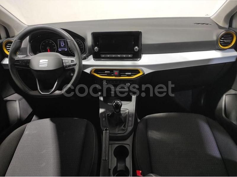 Usado Seat Ibiza Style Plus 116 CV (85 kW) 2021 Gris / plata Berlina