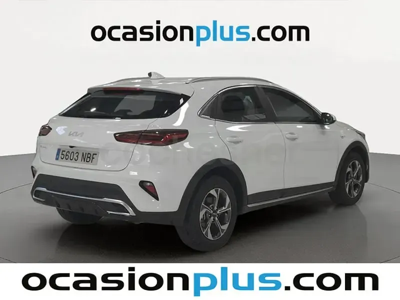 Usado Kia XCeed 100 CV (73 kW) 2025 Blanco SUV