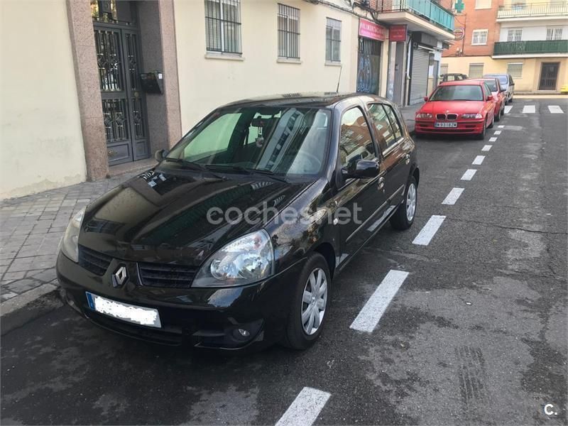 Negro Usado 2008 Renault Clio II Authentique Berlina | 3200 € (Precio justo) - Imagen 1/4