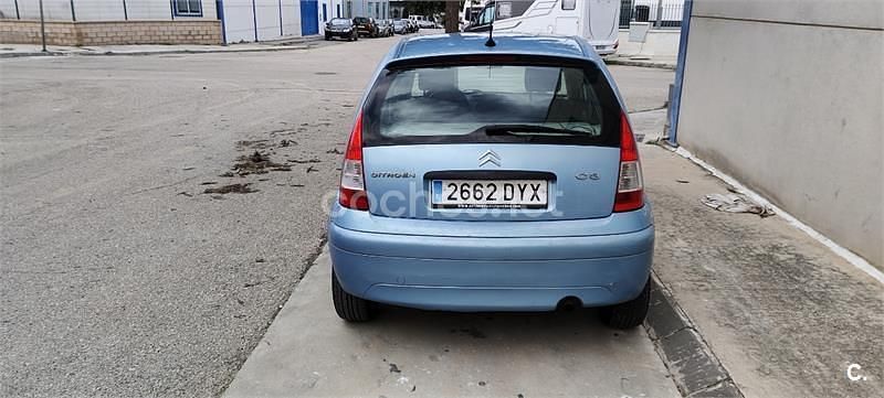 Usado Citroën C3 70 CV (51 kW) 2006 Azul Berlina