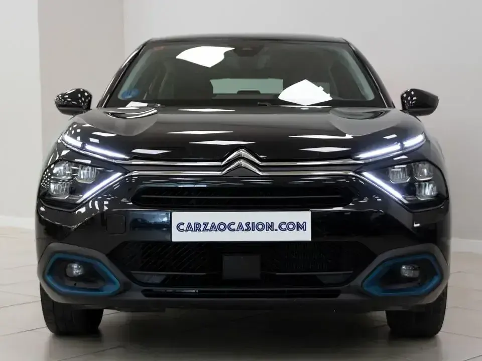 Usado Citroën e-C4 Feel 100 kW (136 CV) 2021 Negro Berlina