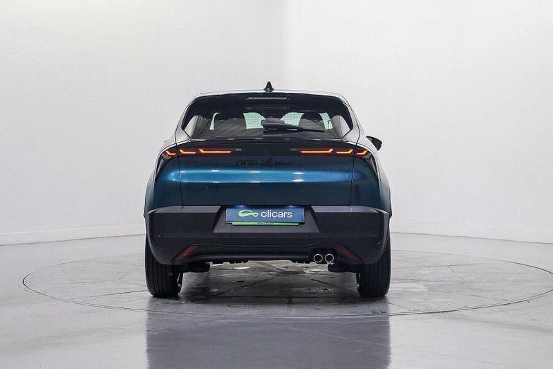 Usado Alfa Romeo Junior 136 CV (100 kW) 2025 Azul SUV