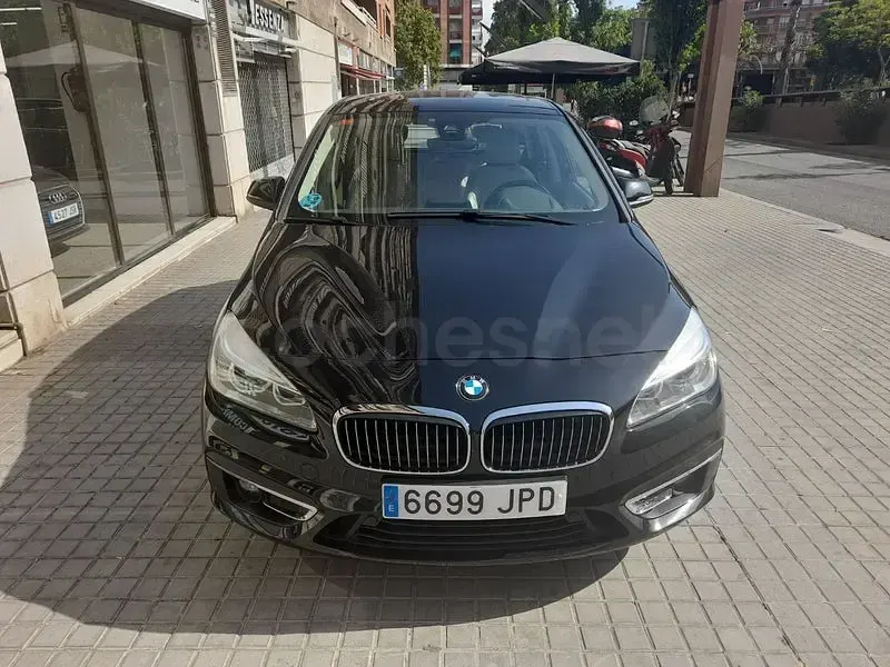 Usado BMW 218 150 CV (110 kW) 2016 Negro Familiar