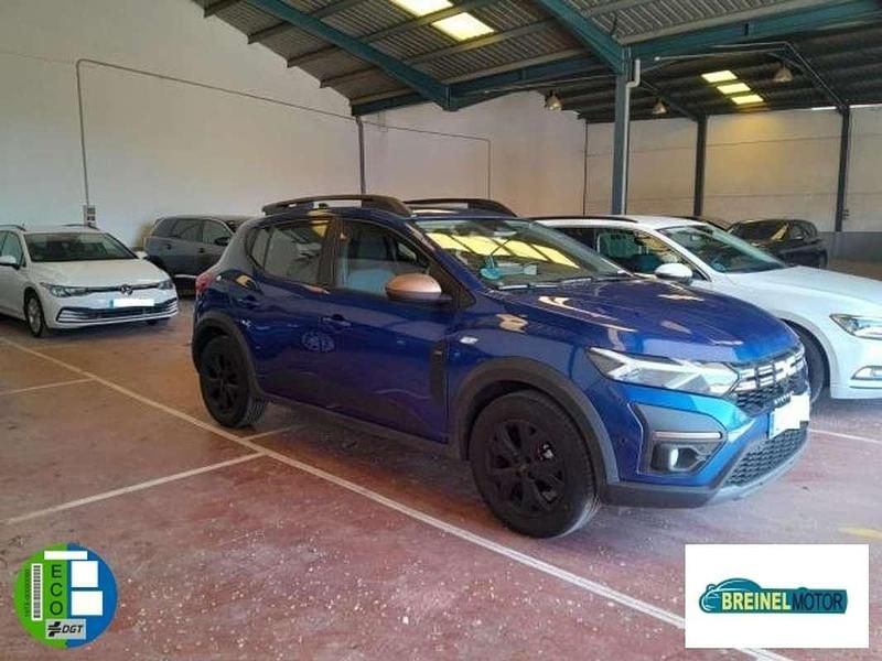 Usado Dacia Sandero Essentiel 101 CV (74 kW) 2025 Azul Utilitario