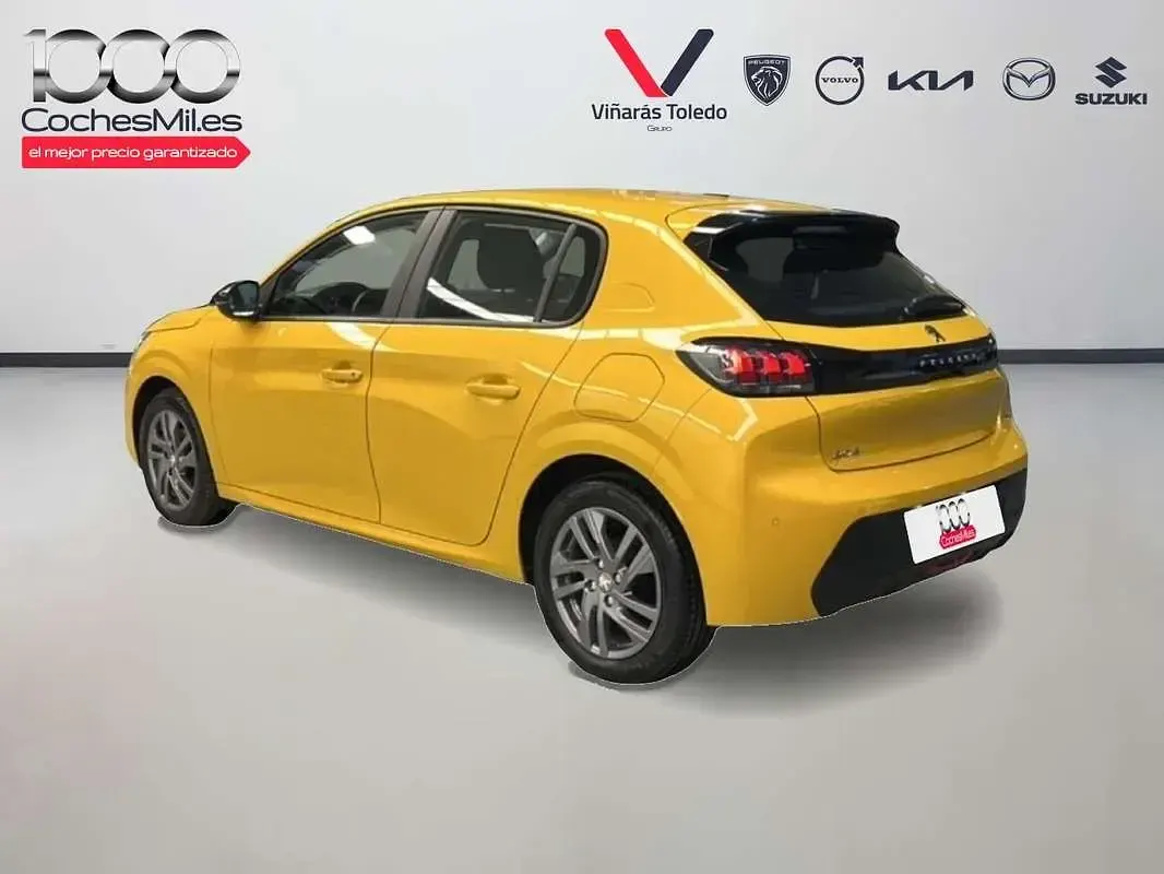 Occasion Peugeot 208 Active 99 PK (72 kW) 2024 Geel Hatchback