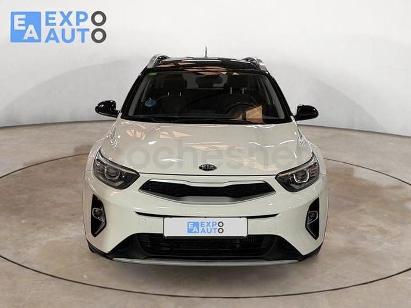 Usado Kia Stonic 100 CV (73 kW) 2021 Blanco SUV