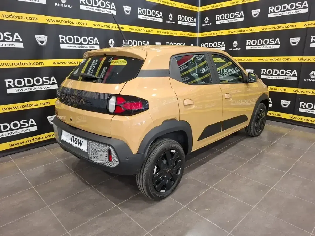 Nuevo Dacia Spring Extreme 47 kW (65 CV) 2025 Beige Utilitario