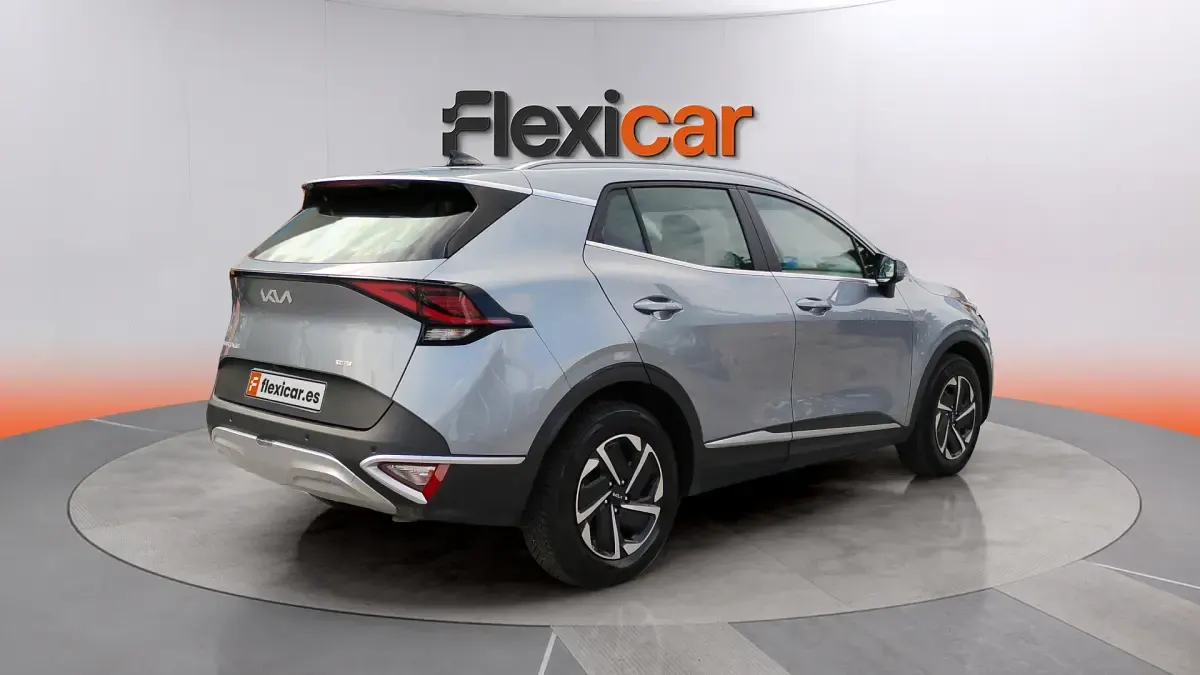 Usado Kia Sportage 215 CV (158 kW) 2025 Gris SUV