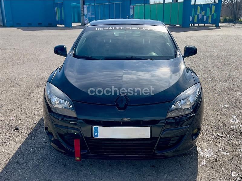 Usado Renault Mégane Dynamique 130 CV (95 kW) 2011 Negro Berlina