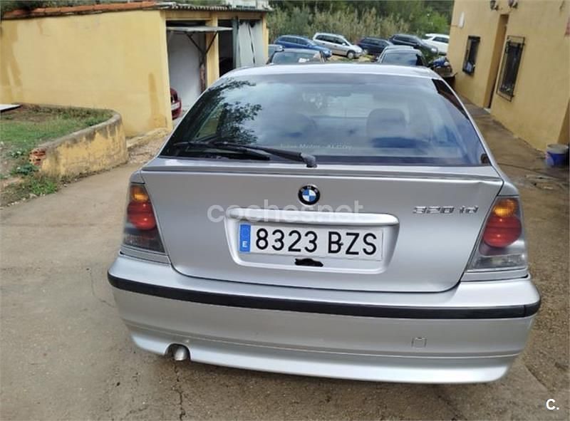 Usado BMW 320 150 CV (110 kW) 2002 Gris / plata Berlina
