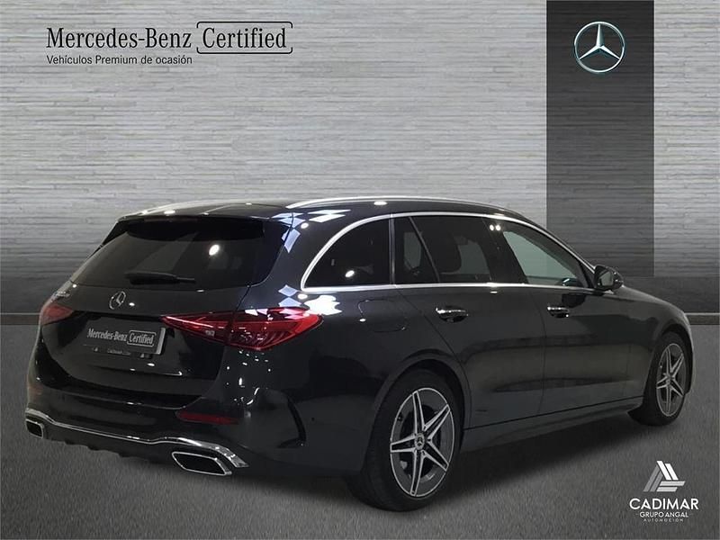 Usado Mercedes C300e AMG line 313 CV (230 kW) 2024 Gris grafito Familiar