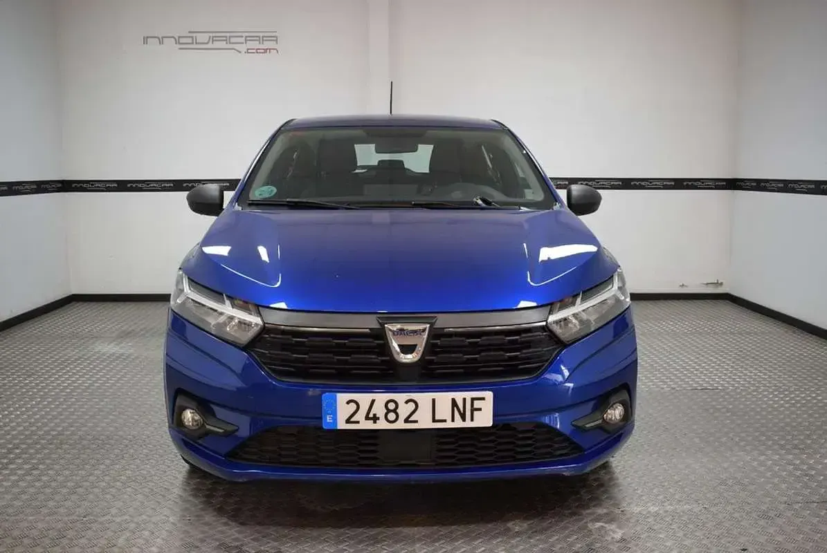 Usado Dacia Sandero Essentiel 67 CV (49 kW) 2021 Azul Utilitario