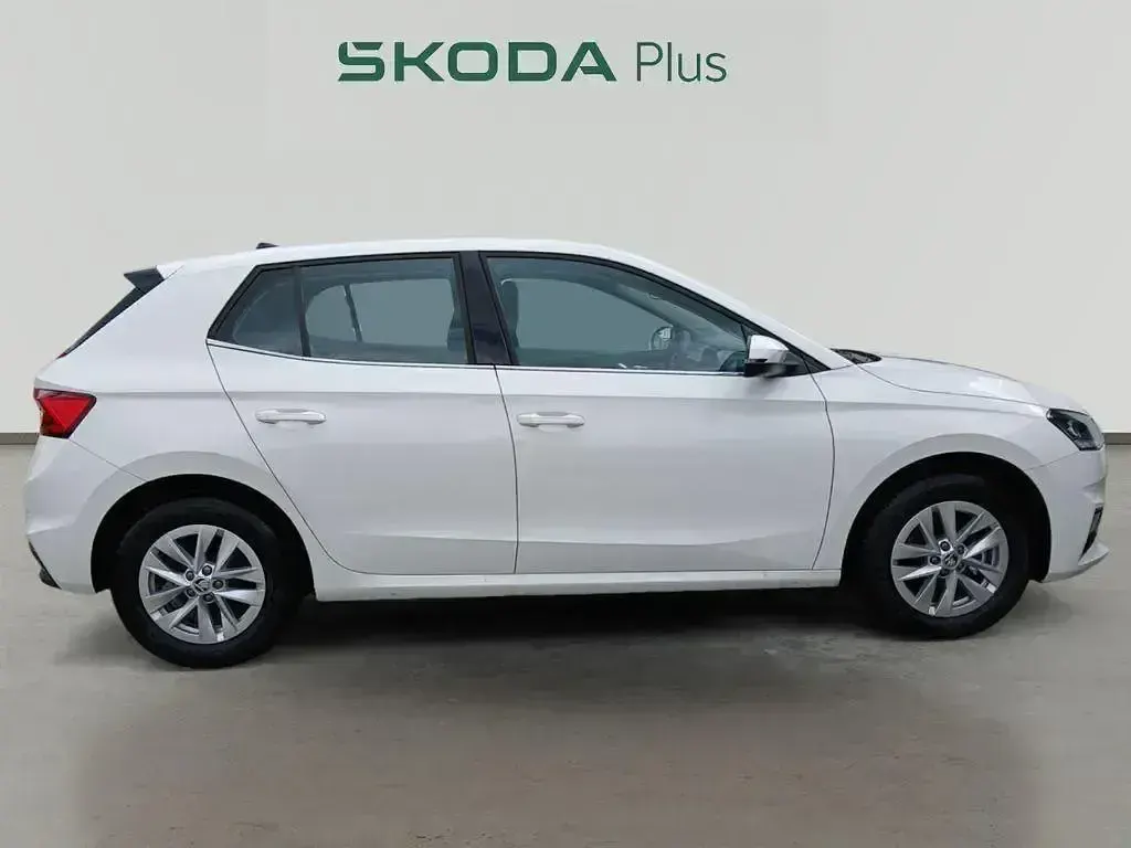Usado Skoda Fabia Ambition 80 HP (58 kW) 2023 Branco Citadino