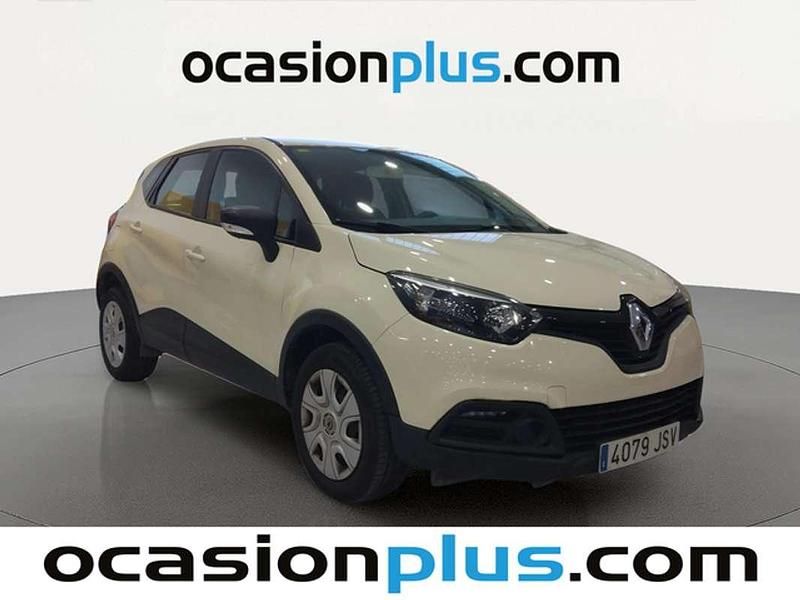 Usado Renault Captur Life 90 CV (66 kW) 2016 Beige SUV