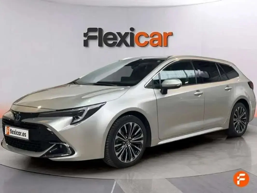 Usado Toyota Corolla Cross Style 140 CV (102 kW) 2023 Gris SUV