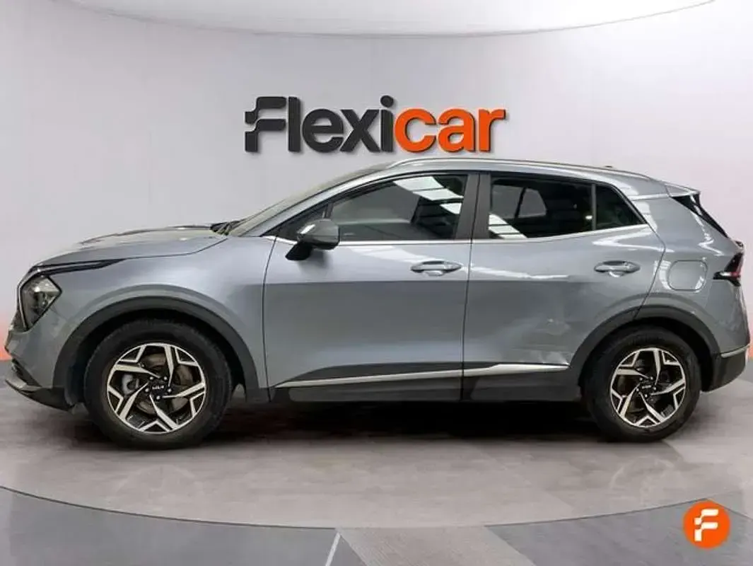 Usado Kia Sportage 136 CV (100 kW) 2023 Gris SUV