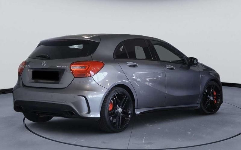 Usado Mercedes A45 AMG AMG 360 CV (264 kW) 2014 Gris Utilitario