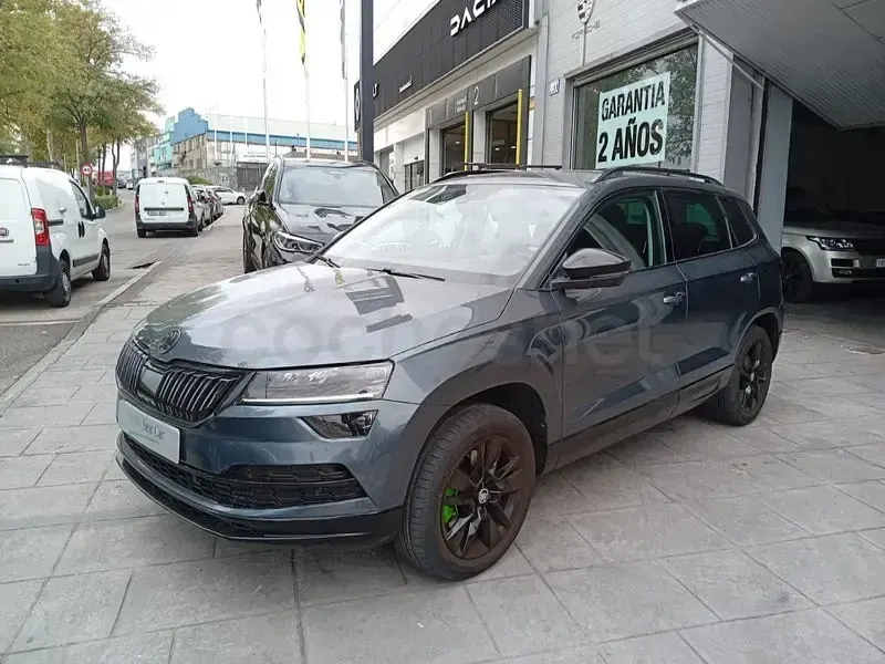 Usado Skoda Karoq Style 150 CV (110 kW) 2018 Gris / plata SUV