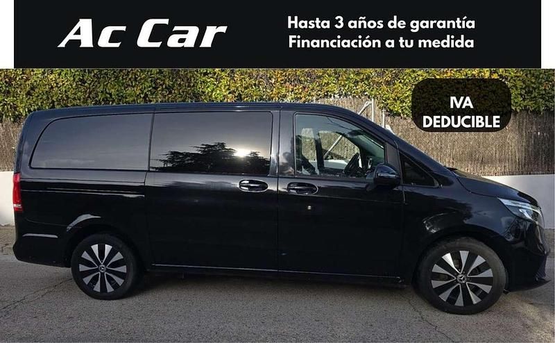 Usado Mercedes V220 Avantgarde 163 CV (119 kW) 2022 Negro Monovolumen