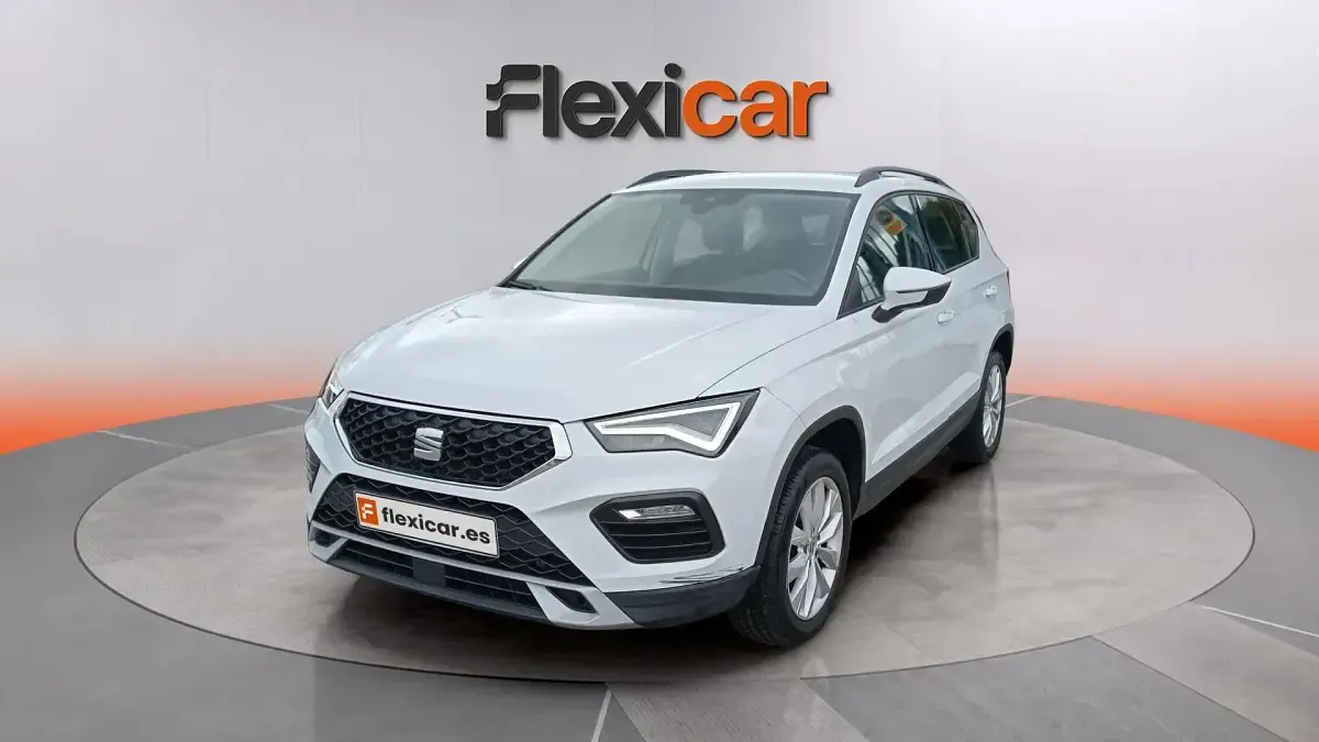 Usado Seat Ateca Style 150 CV (110 kW) 2023 Blanco SUV